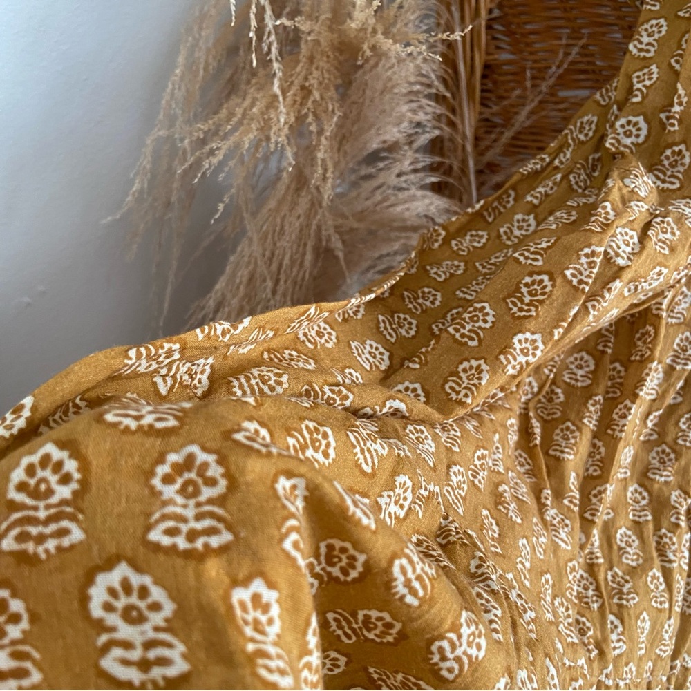 Sorell Doen dress in golden - Picture 4 of 11